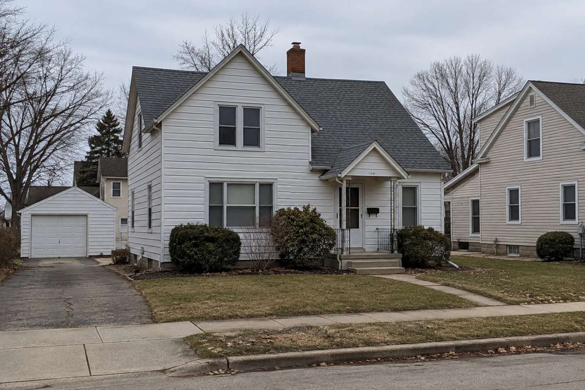 A home near the Lake Michigan harbor in Port Washington, WI